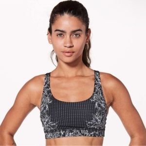 Lululemon Infinity Energy Bra Alpine Black & White